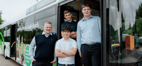 Schmuckbild - Azubis Fachkräfte im Fahrbetrieb 