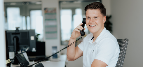 Schmuckbild - Azubis Kaufleute für Büromanagement 