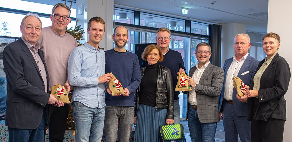 Gruppenfoto - Stadtwerke Hamm - Spendenübergabe Weihnachtsspende 2025