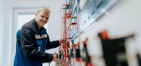Schmuckbild - Azubis Elektroniker/-in Informations- und Kommunikationstechnik 